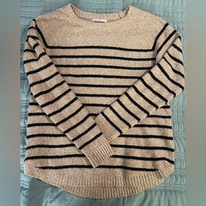 Women’s Pink Clover long sleeve sweater